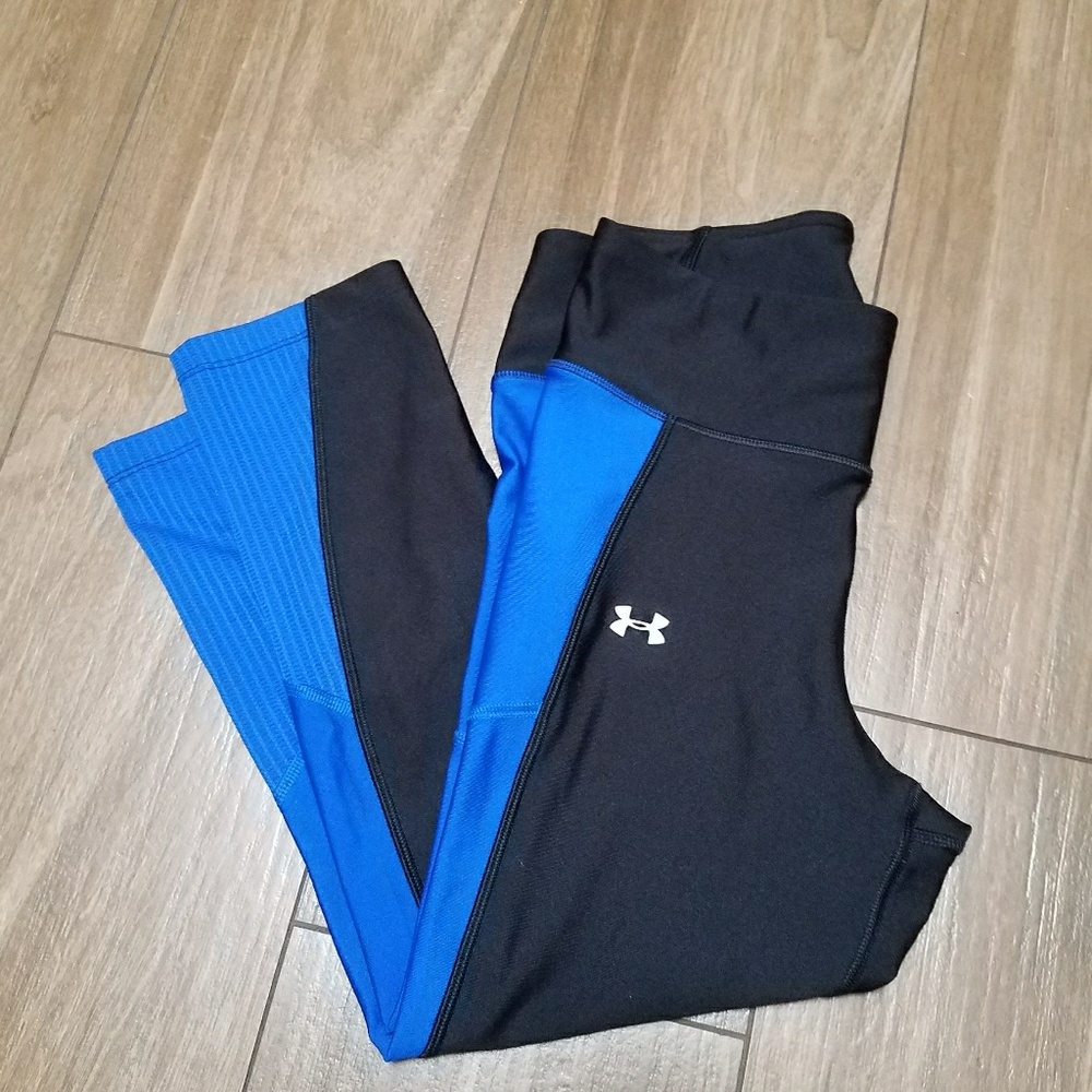 Under Armour Capri leggings💙